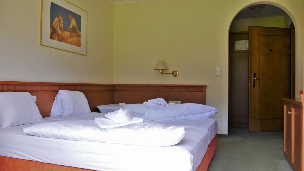 Hotel Pillerseehof 皮尔河畔的圣乌尔里希 外观 照片