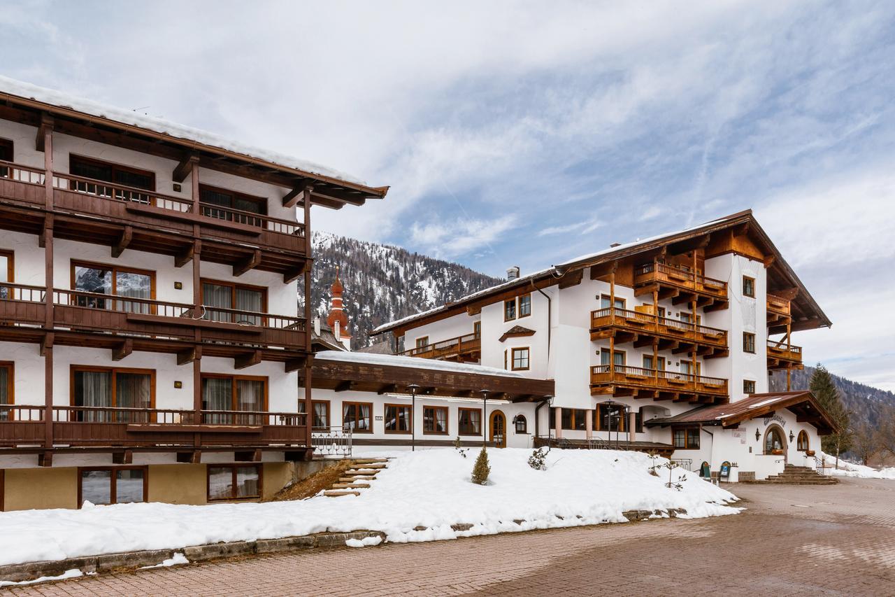 Hotel Pillerseehof 皮尔河畔的圣乌尔里希 外观 照片