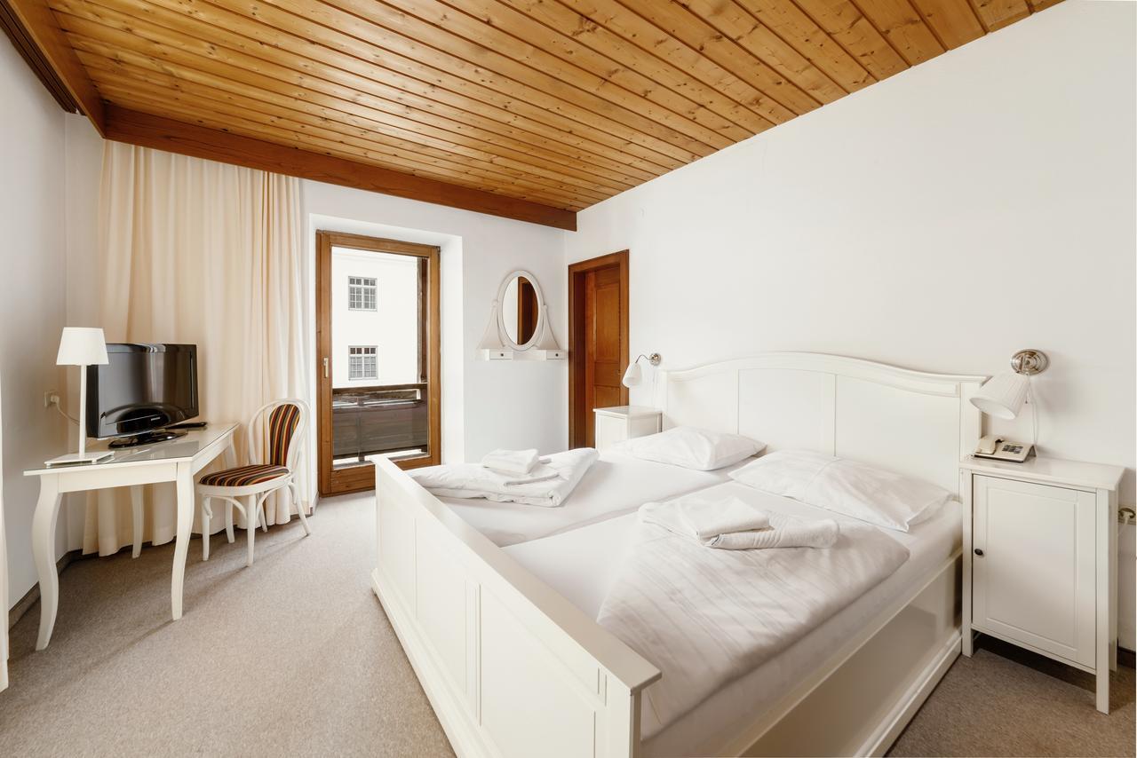 Hotel Pillerseehof 皮尔河畔的圣乌尔里希 外观 照片