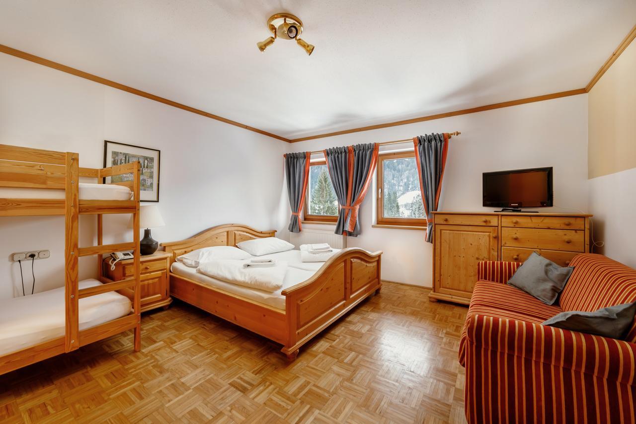 Hotel Pillerseehof 皮尔河畔的圣乌尔里希 客房 照片