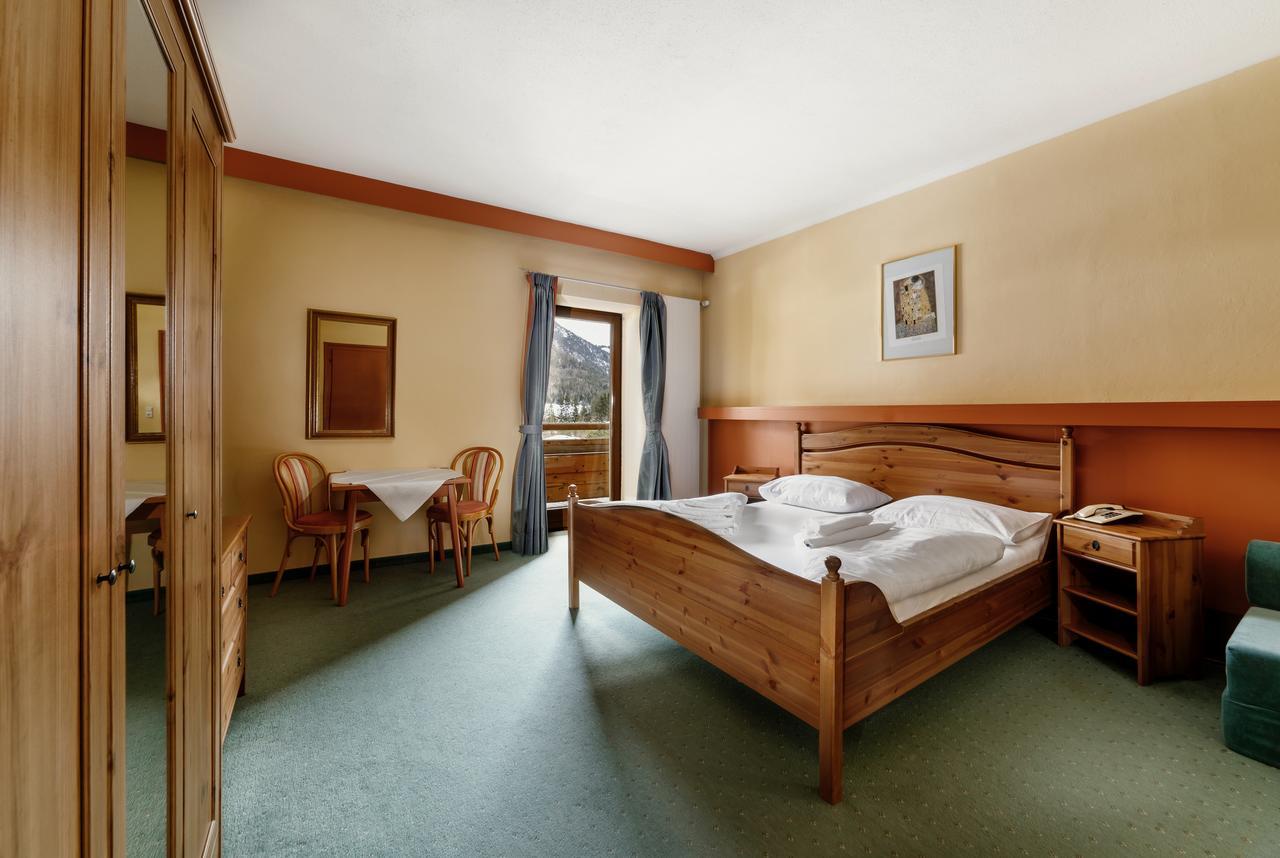 Hotel Pillerseehof 皮尔河畔的圣乌尔里希 客房 照片
