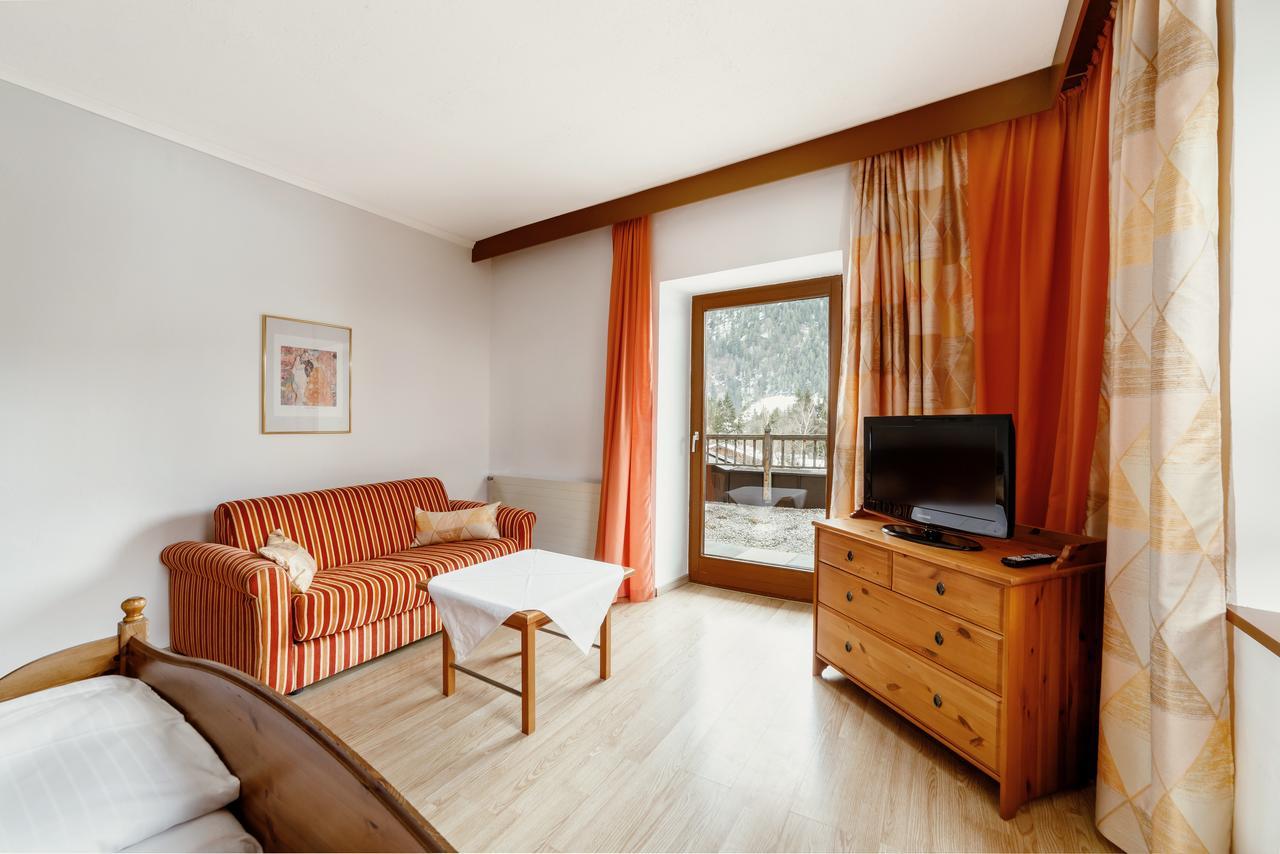 Hotel Pillerseehof 皮尔河畔的圣乌尔里希 外观 照片