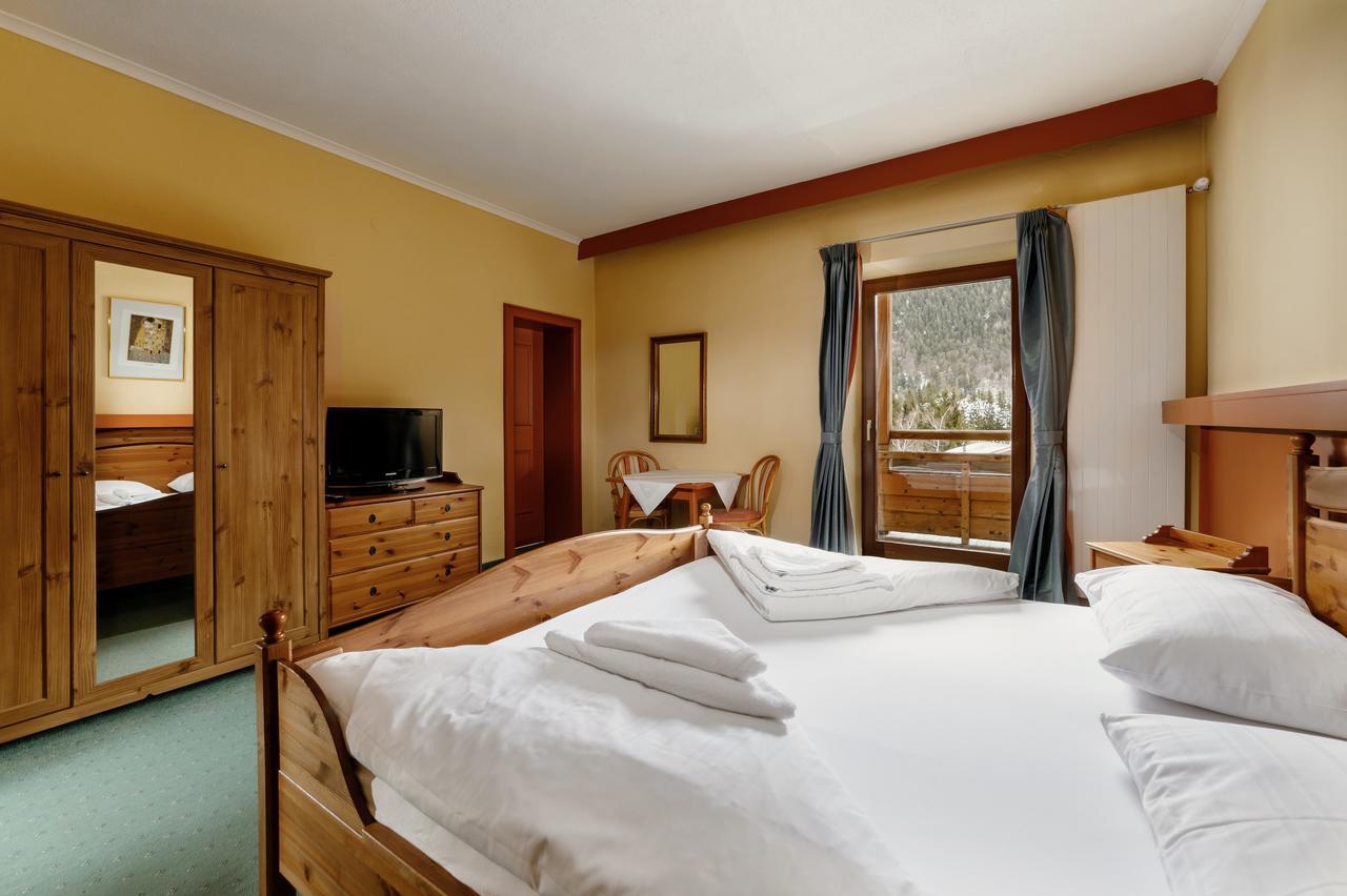 Hotel Pillerseehof 皮尔河畔的圣乌尔里希 客房 照片